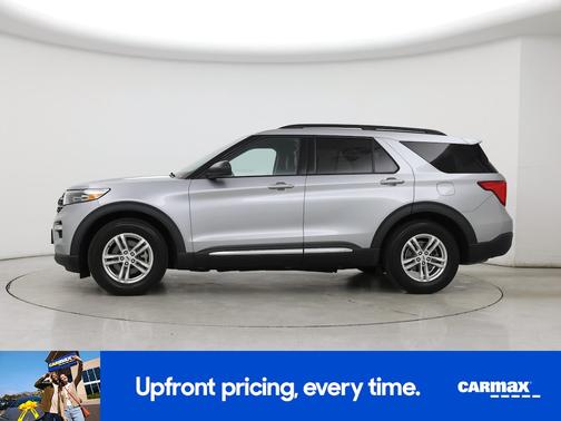 Silver 2022 Ford Explorer XLT