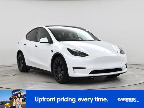 White 2024 Tesla Model Y Performance