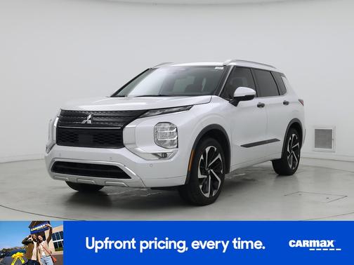 White 2022 Mitsubishi Outlander SEL