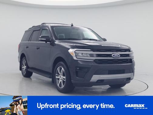 Gray 2024 Ford Expedition XLT