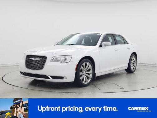 2019 Chrysler 300 Touring