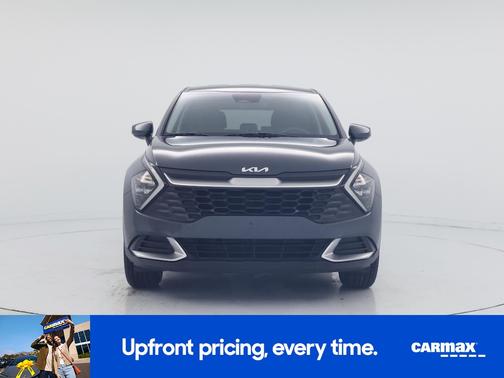 Gray 2023 Kia Sportage LX