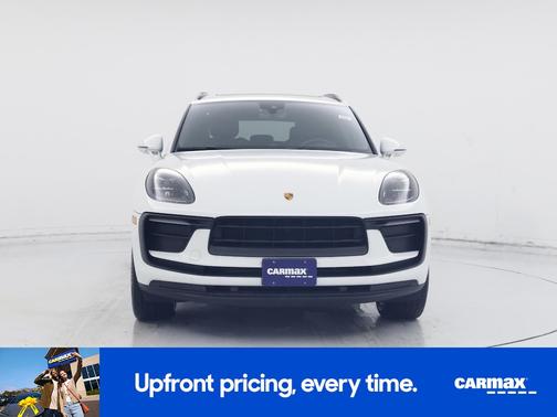 2022 Porsche Macan 