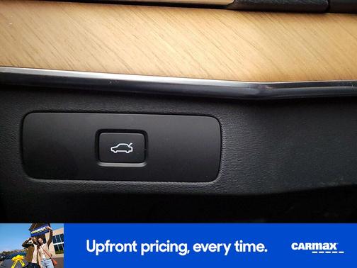 2024 Volvo XC90 B6 Plus Bright Theme