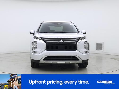 Gray 2023 Mitsubishi Outlander SE