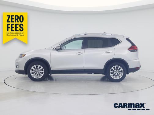 Silver 2017 Nissan Rogue SV