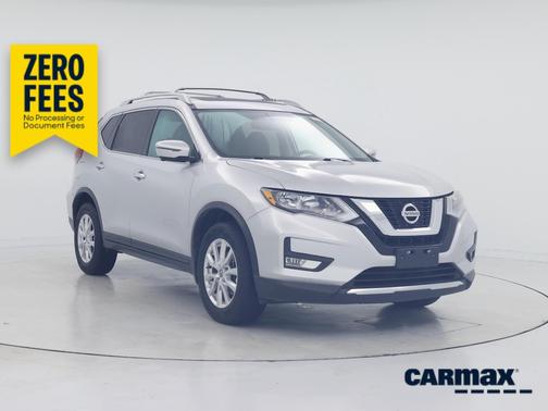 Silver 2017 Nissan Rogue SV