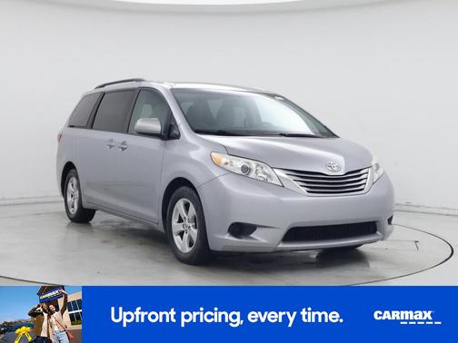2015 Toyota Sienna LE