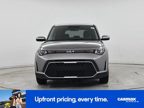 Gray 2025 Kia Soul LX