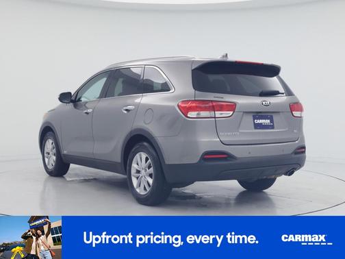 Gray 2017 Kia Sorento LX