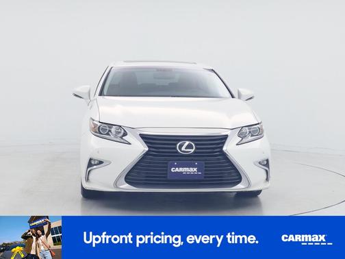 White 2016 Lexus ES 350