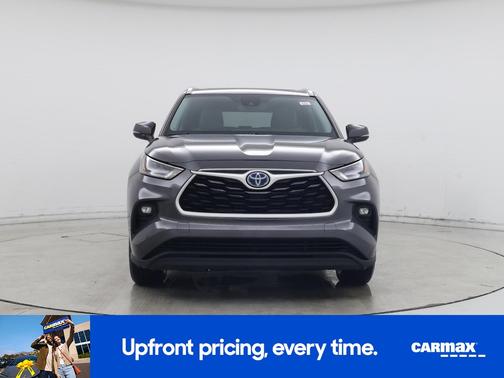 2022 Toyota Highlander Hybrid XLE