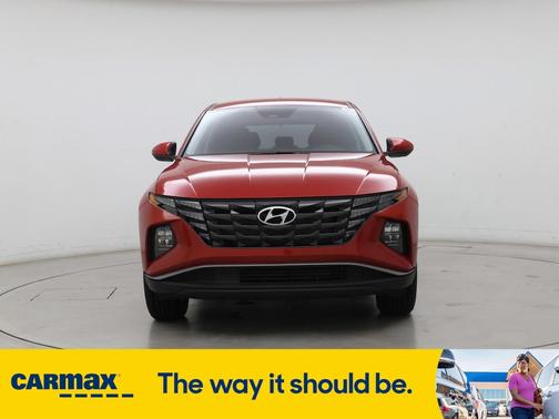 2023 Hyundai TUCSON SE