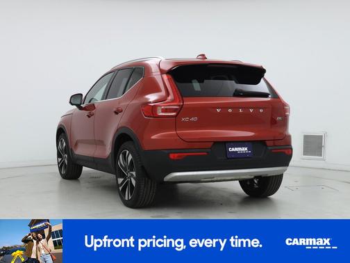 2023 Volvo XC40 B5 Plus Bright Theme