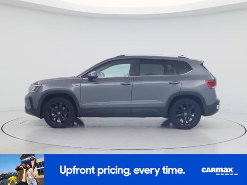 Gray 2022 Volkswagen Taos SE
