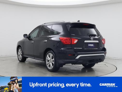 2019 Nissan Pathfinder SL