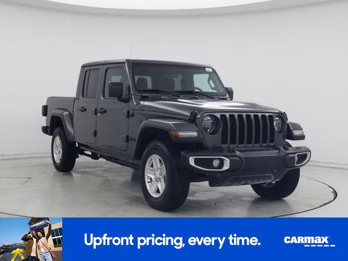 2022 Jeep Gladiator Sport