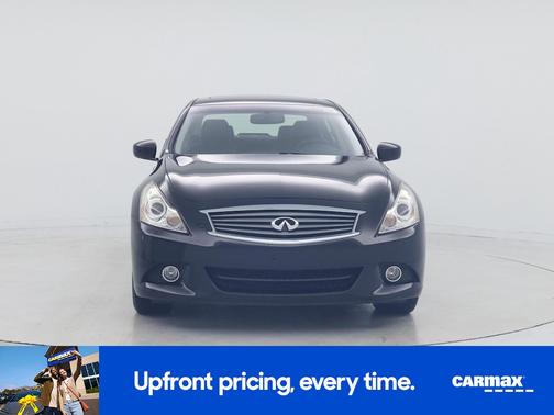 Black 2015 INFINITI Q40