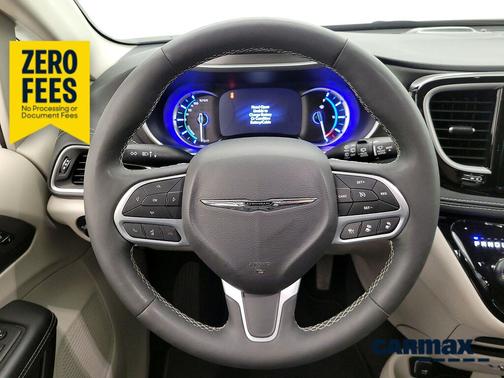 White 2024 Chrysler Pacifica Hybrid Select