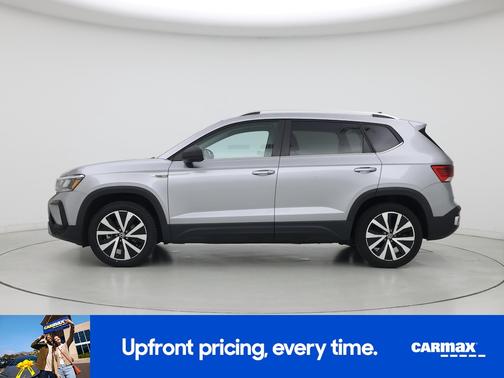 Gray 2024 Volkswagen Taos SE