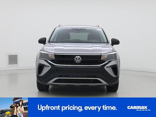 Gray 2024 Volkswagen Taos SE