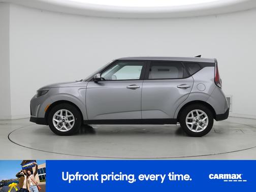 Silver 2025 Kia Soul LX