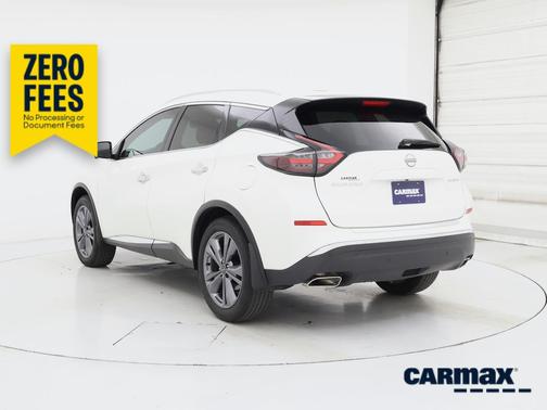 White 2023 Nissan Murano Platinum