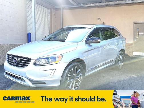 2017 Volvo XC60 T6 Dynamic