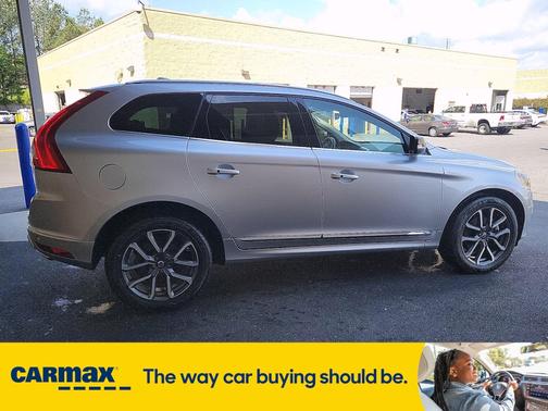 2017 Volvo XC60 T6 Dynamic