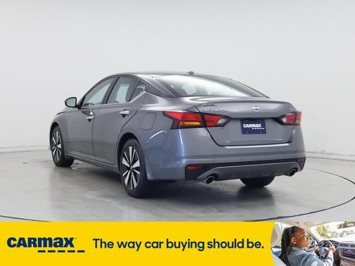 2022 Nissan Altima SV