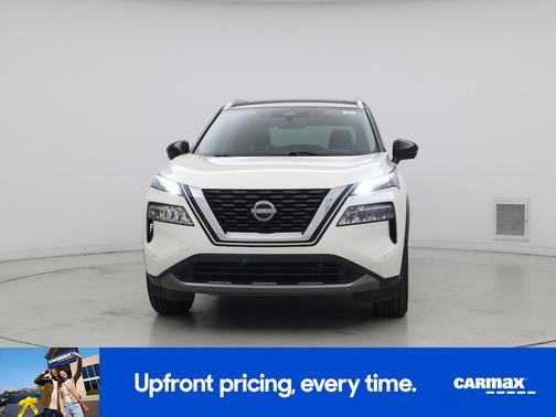 White 2023 Nissan Rogue SL