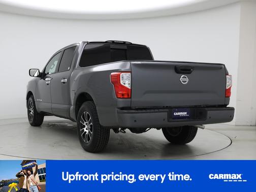 2021 Nissan Titan SV