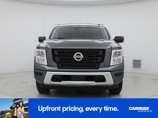 2021 Nissan Titan SV