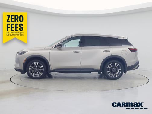 Gold 2023 INFINITI QX60 Luxe
