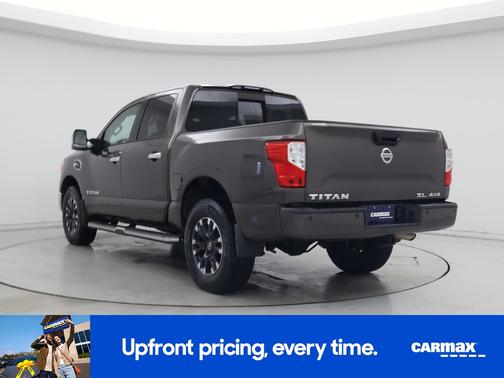 2017 Nissan Titan SL
