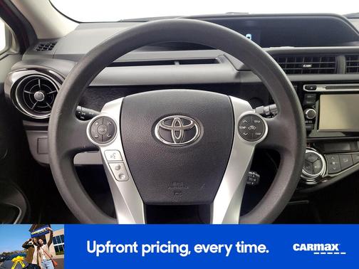 2016 Toyota Prius c Two