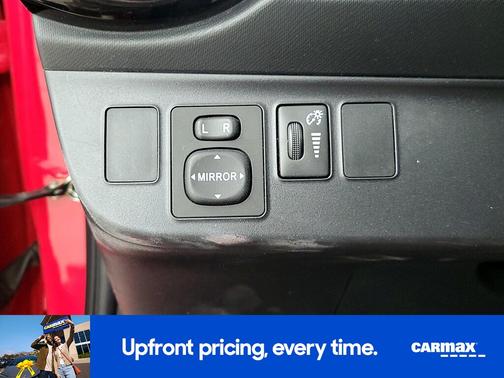 2016 Toyota Prius c Two