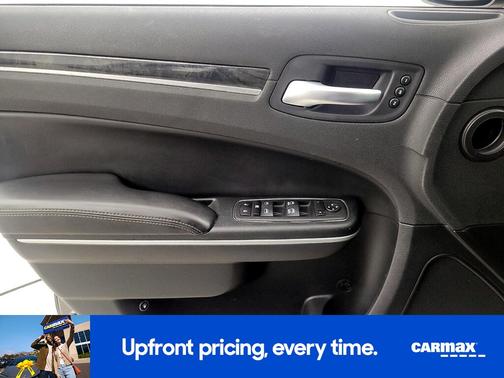 2023 Chrysler 300 Touring L