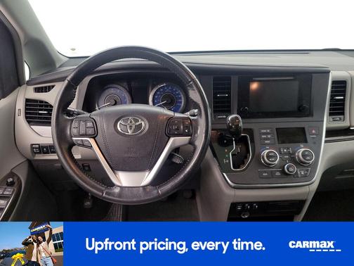 2015 Toyota Sienna XLE