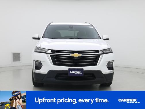 White 2023 Chevrolet Traverse LT Cloth