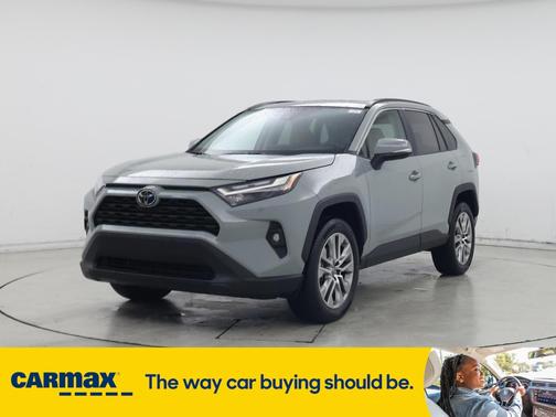 2022 Toyota RAV4 XLE Premium