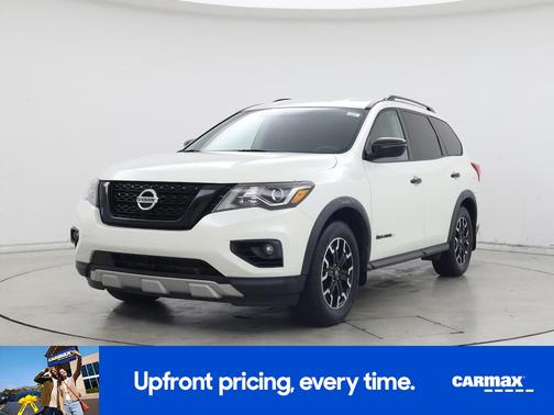 2019 Nissan Pathfinder SV
