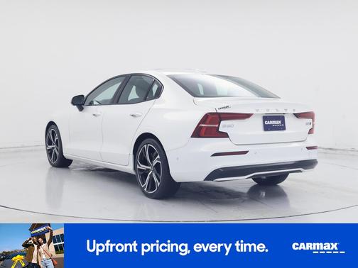 2025 Volvo S60 B5 Plus