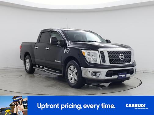2017 Nissan Titan SV