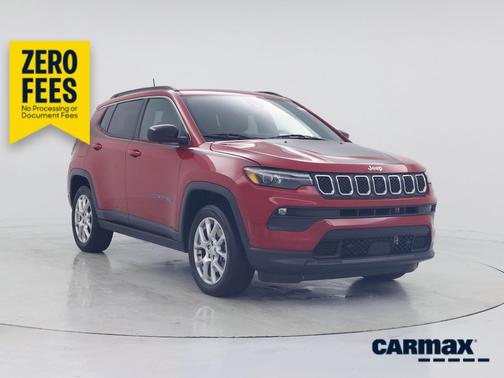 Red 2023 Jeep Compass Latitude Lux
