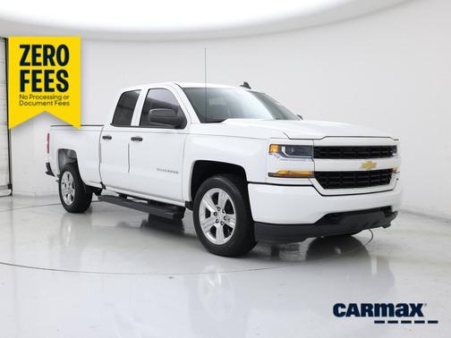 White 2018 Chevrolet Silverado 1500 Custom