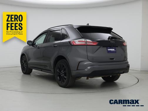 Gray 2023 Ford Edge SE