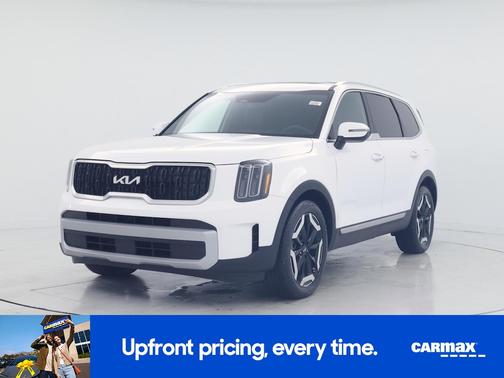White 2023 Kia Telluride EX