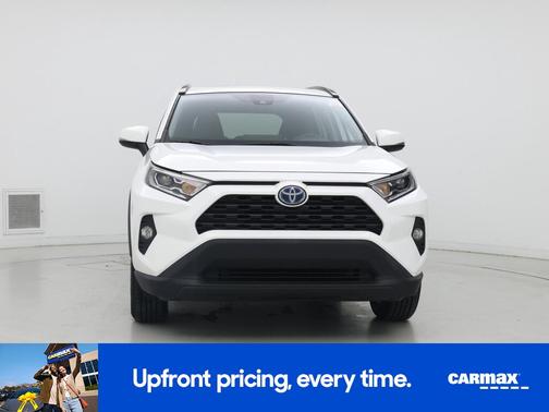White 2021 Toyota RAV4 Hybrid XLE