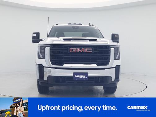 White 2024 GMC Sierra 2500 Pro